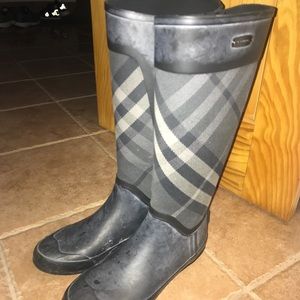 Authentic Burberry Rainboots